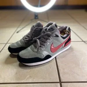 Nike | Shoes | Nike Ms78 Lemens Size 2 | Poshmark display picture 2